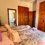 Lasueca Nerja تورّوكس كوستا